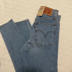 Levi’s Wedgie Skinny High-rise